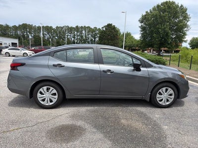 2021 Nissan Versa 1.6 S