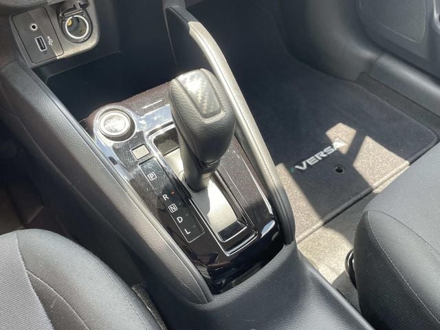 2021 Nissan Versa 1.6 S