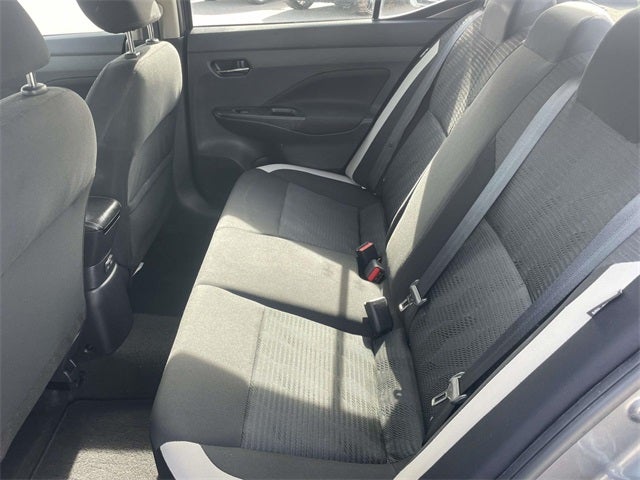 2022 Nissan Versa 1.6 SV