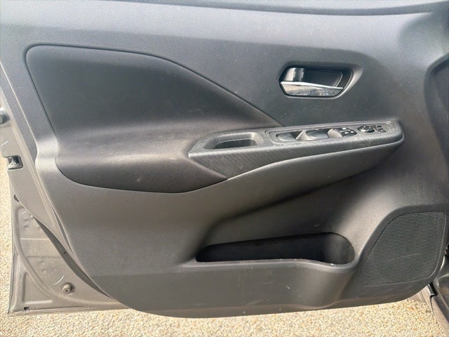 2022 Nissan Versa 1.6 SV