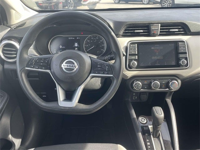 2022 Nissan Versa 1.6 SV