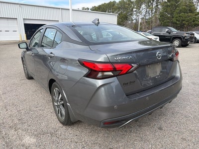 2022 Nissan Versa 1.6 SV