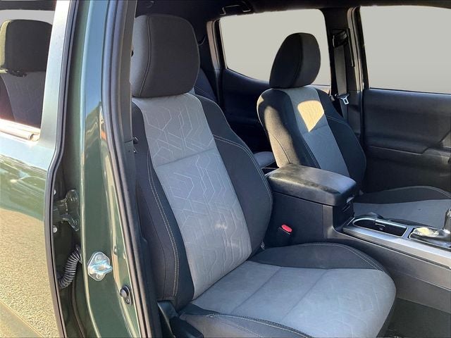 2022 Toyota Tacoma TRD Sport V6