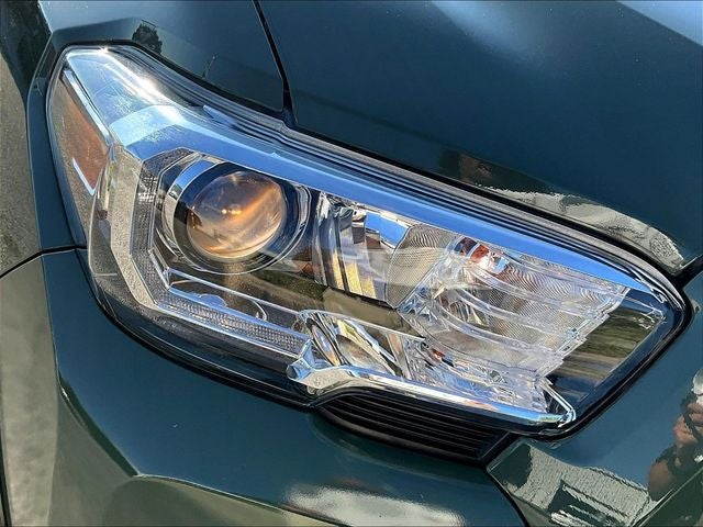 2022 Toyota Tacoma TRD Sport V6