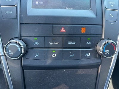 2017 Toyota Camry SE