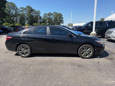 2017 Toyota Camry SE