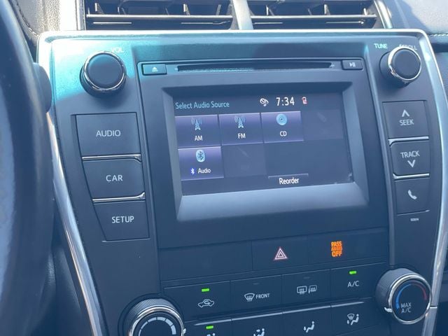 2017 Toyota Camry SE