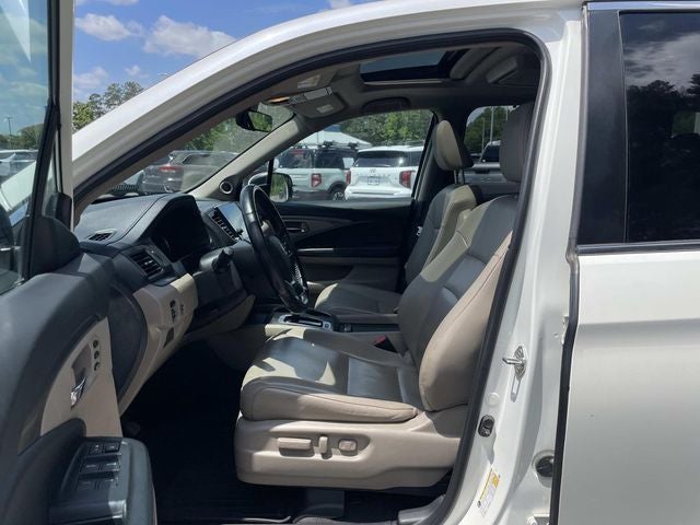 2019 Honda Pilot EX-L w/Navigation and Rear Entertainment System