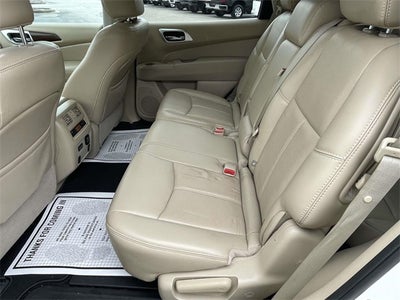 2017 Nissan Pathfinder Platinum