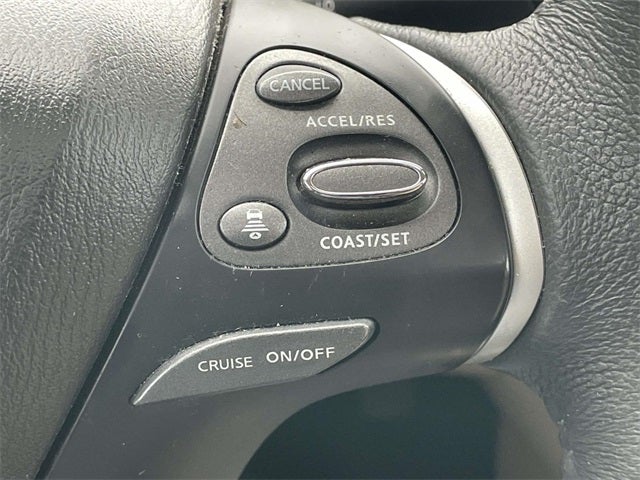 2017 Nissan Pathfinder Platinum