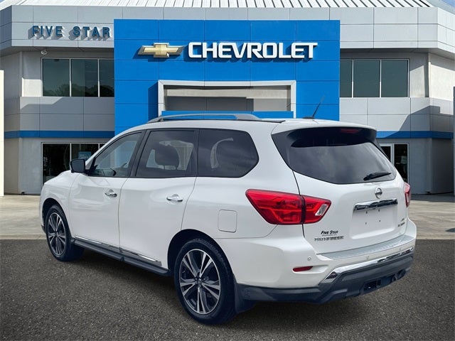 2017 Nissan Pathfinder Platinum