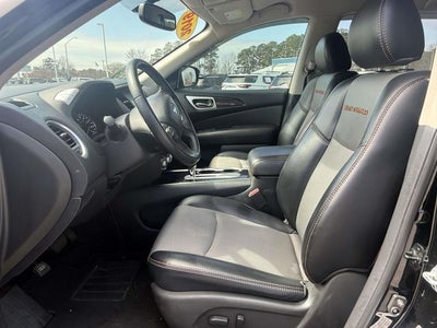 2019 Nissan Pathfinder SV