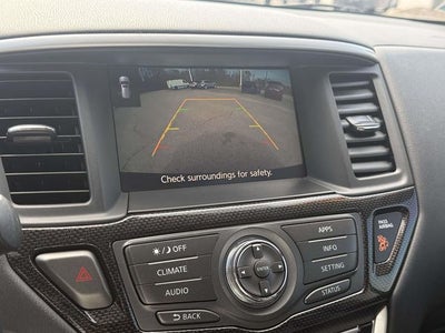 2019 Nissan Pathfinder SV