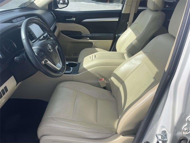 2014 Toyota Highlander XLE V6