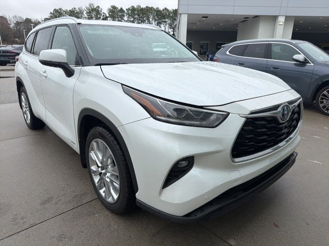 2022 Toyota Highlander Hybrid Limited