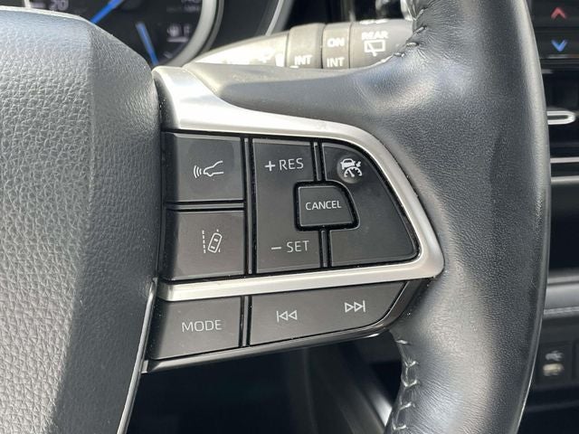 2022 Toyota Highlander Hybrid Limited