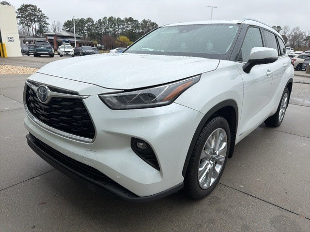 2022 Toyota Highlander Hybrid Limited