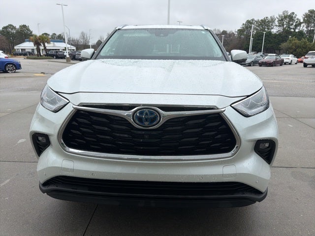 2022 Toyota Highlander Hybrid Limited