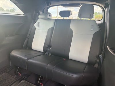 2025 Toyota Sienna XSE 7 Passenger