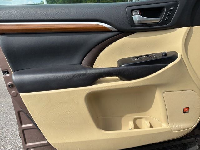 2017 Toyota Highlander Limited