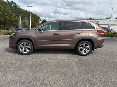 2017 Toyota Highlander Limited