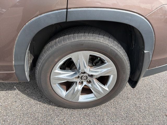 2017 Toyota Highlander Limited