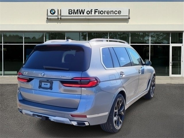 2025 BMW X7 xDrive40i