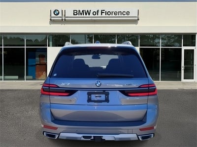 2025 BMW X7 xDrive40i