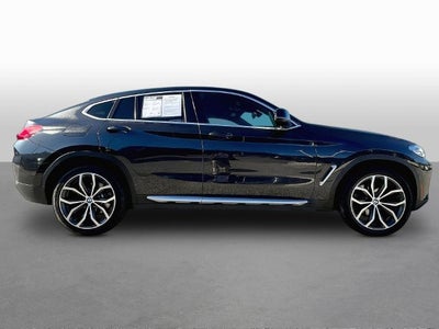 2022 BMW X4 xDrive30i