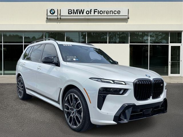 2025 BMW X7 M60i
