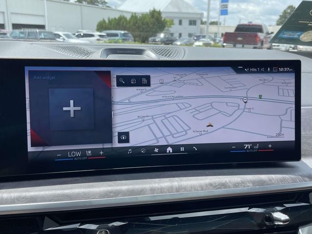 2025 BMW X7 M60i