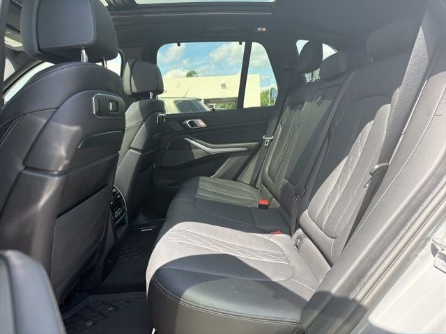 2024 BMW X5 M60i