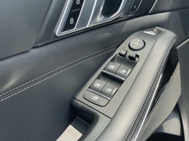 2024 BMW X5 M60i