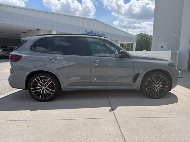 2024 BMW X5 M60i