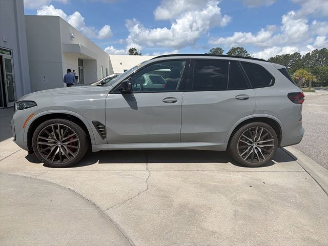 2024 BMW X5 M60i