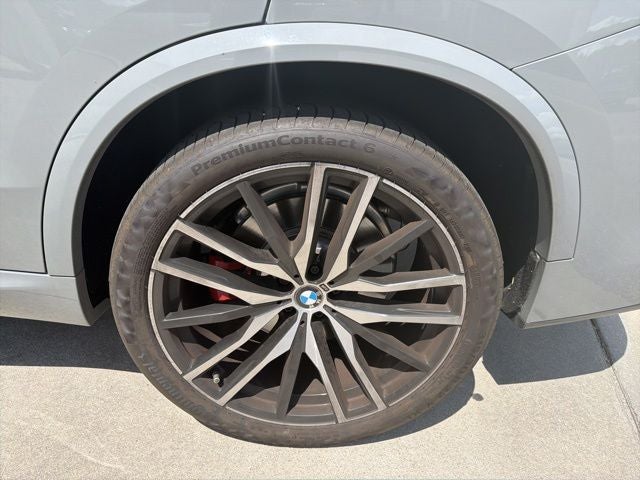 2024 BMW X5 M60i