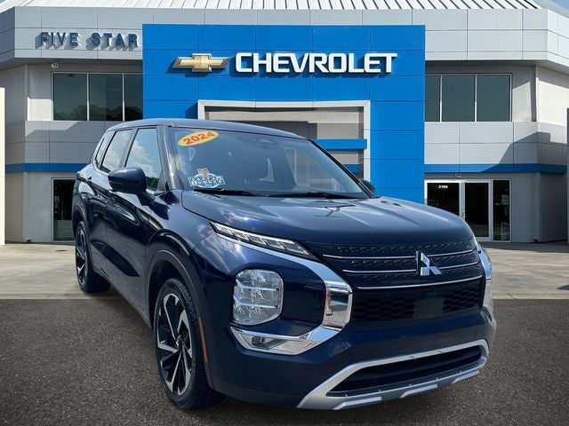 2024 Mitsubishi Outlander SE