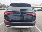 2024 Mitsubishi Outlander Base