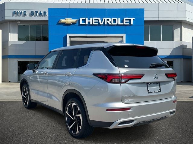 2024 Mitsubishi Outlander SE