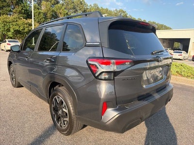 2025 Subaru Forester Premium