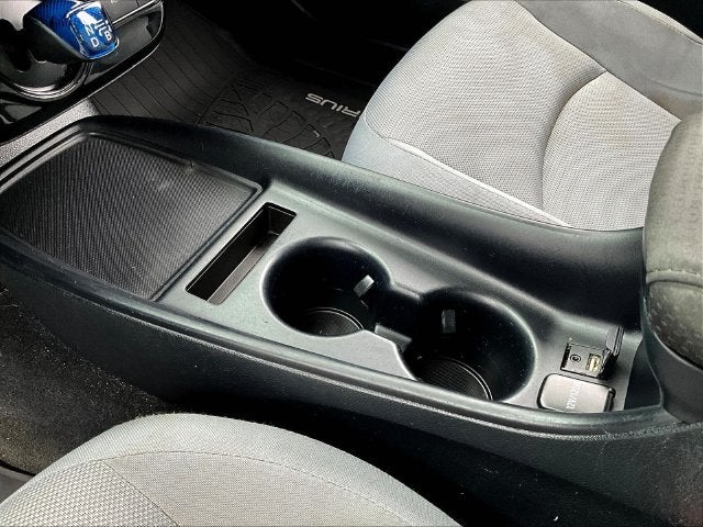 2019 Toyota Prius L