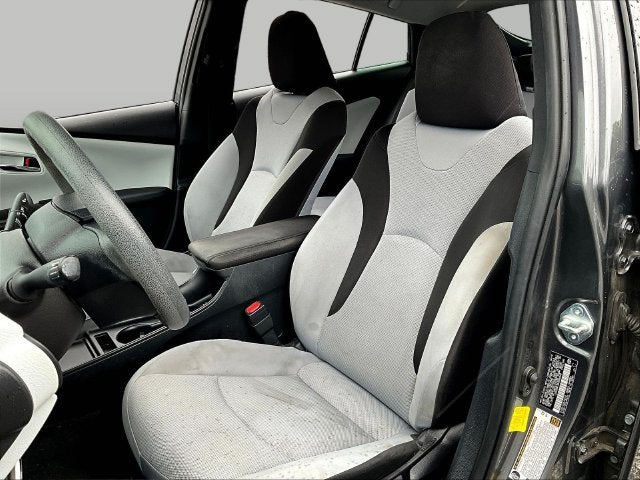 2019 Toyota Prius L