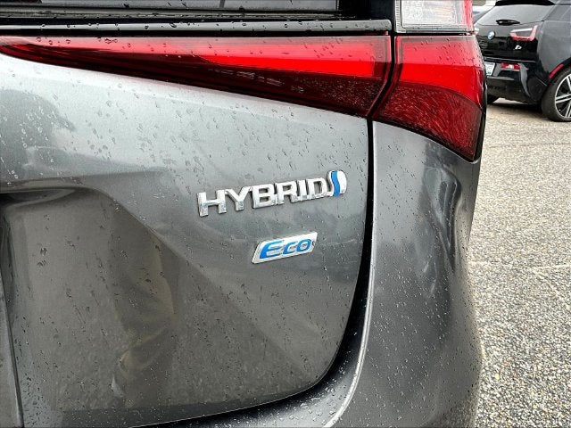 2019 Toyota Prius L