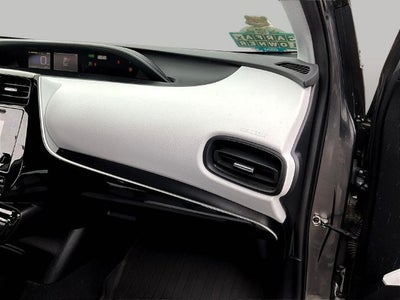 2019 Toyota Prius L