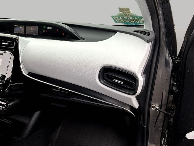 2019 Toyota Prius L