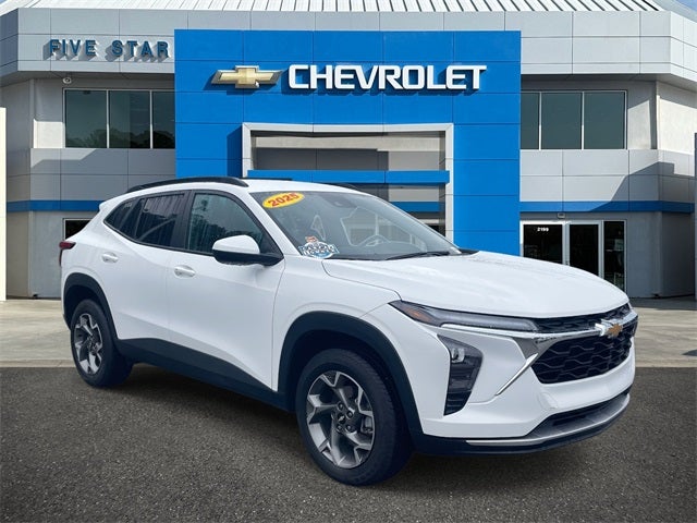 2025 Chevrolet Trax LT