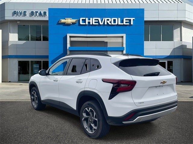 2025 Chevrolet Trax LT