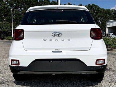 2026 Hyundai Venue SE