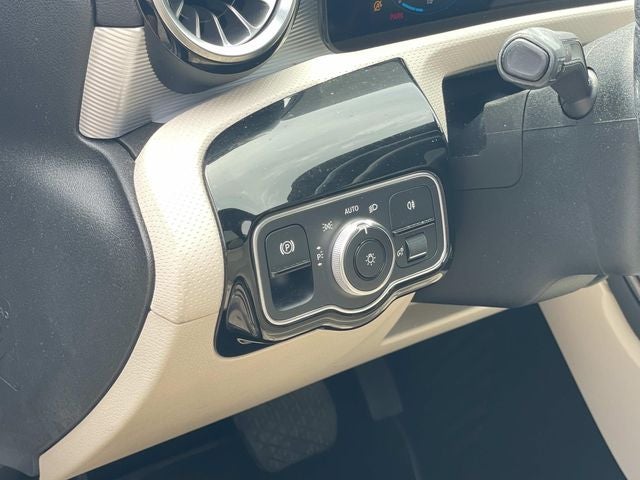 2021 Mercedes-Benz A-Class A 220