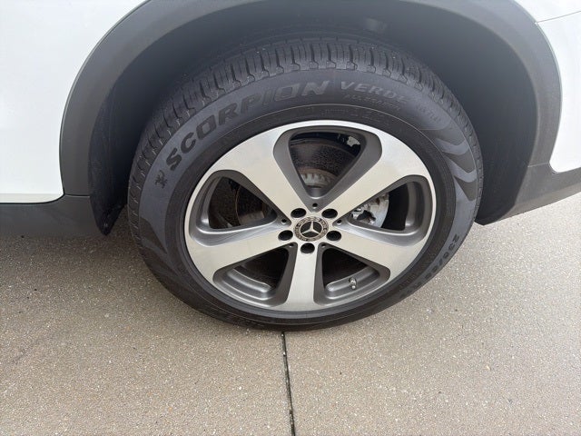 2021 Mercedes-Benz GLC GLC 300